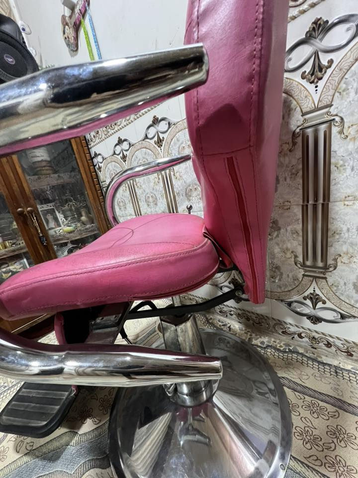 كرسي حلاقة للبيع مكاني حي النداء
***********
