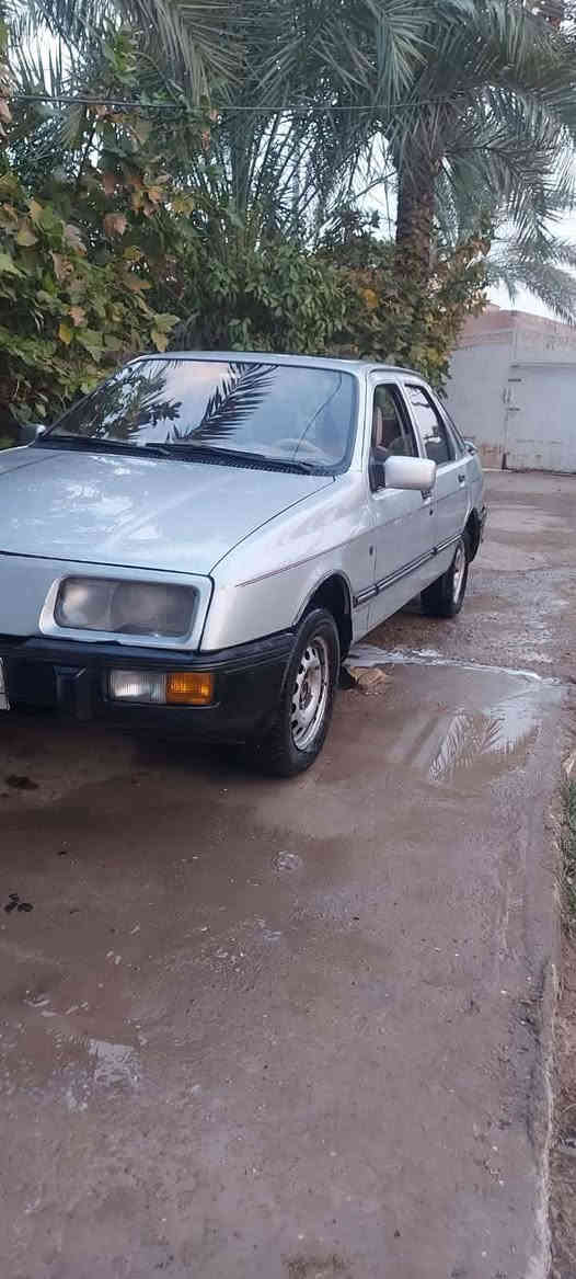 سلام عليكم سياره فورد سيرا موديل92 سياره كف  كشر مكينه كير كهربائيات داخل     كله شغال   ترايك وين ماتريد   تحويل ثاني يوم.  سعر 25وبيهة مجال مكان بغداد المدائن سلمان باك. ***********
