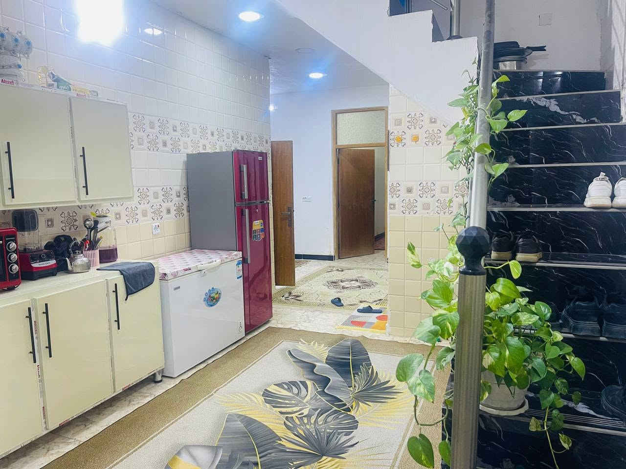 يوجد بيت مساحتة ١٥٠م طابو زراعي سند ٢٥خدمات ماء كهرباء تبليط عنوان مدائن سلمان باك منطقه الصحه للاستفسار عن تفاصيل أكثر ***********
