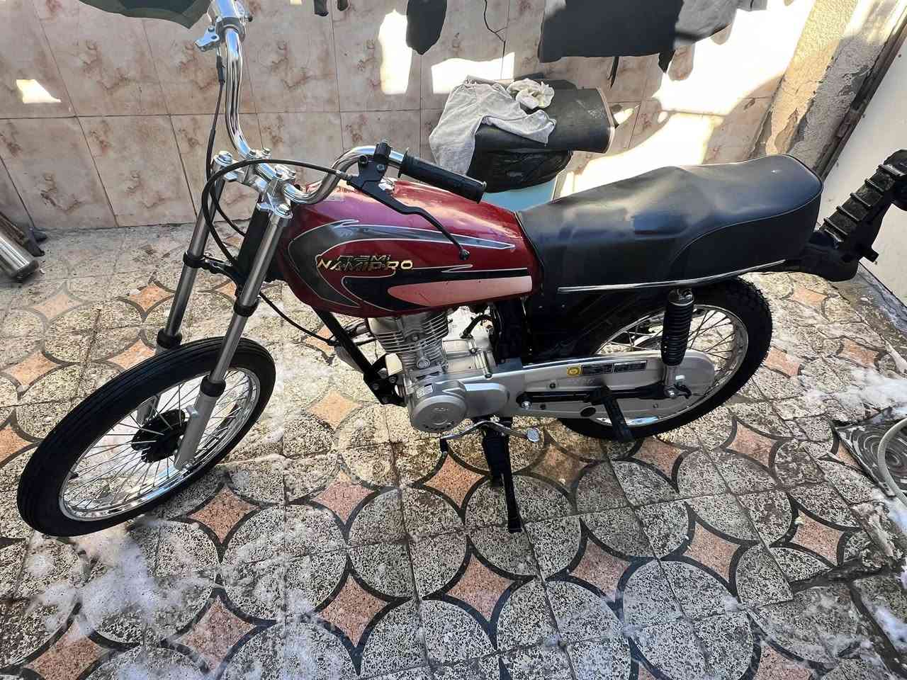 سلام عليكم دراجه نامه تعميره كله 25 مكينه انتنس الصلي دراجه كلك كلك كلك مكاني ناصريه مركز سعرها 650 شراي ***********
