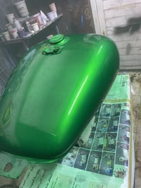 صبغ جميع انواع الدراجات الناريه.   العنوان الشيخ عمر شارع مرقد سيد ابر...