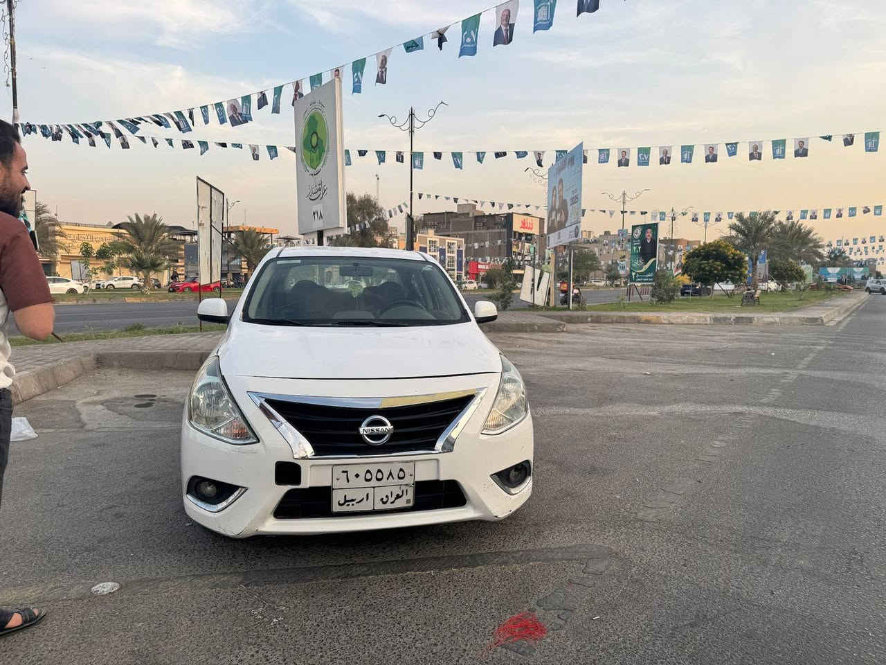 السلام عليكم نيسان سني هندي موديل 2020 خليجي بسم شركة ماشيه 140 مكينة كير علئ الشركة المواصفات واضحة بالصوره السياره جاهزه وبيه طخطخات بسيطه السعر 105 وبيه مجال بسيط مكاني كربلاء رقم الهاتف ***********

