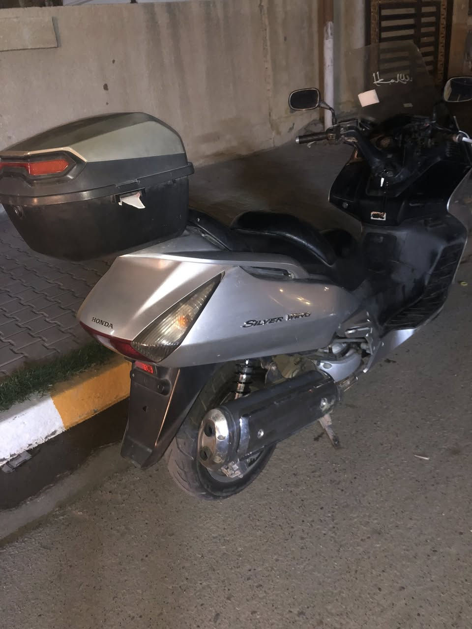 اسلام عليكم دراجة سلفر ونج محرك 600الدراجةكلش نضيفة مكاني بغداد المحمودية.               
للاستفسار ***********
