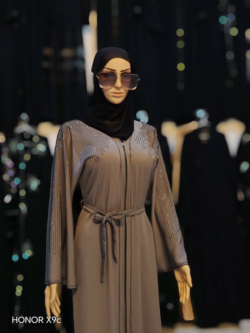 🌸 السلام عليكم زبائننا الكرام 🌸
✨ وصلت تشكيلة جديدة ومميزة من العبايات النسائية ✨
موديلات عصرية بتصاميم أنيقة وخامات راقية تناسب جميع الأذواق، مع ألوان مميزة وأسعار منافسة.
سارعوا بزيارتنا قبل نفاد الكميات، فالأجمل بانتظاركم 🤍
📍 العنوان: (ناحية الشورة قرب القيصرية مجاور محل رعد للباله وياسين للأحذية النسائية ) 📞 للاستفسار والحجز: (***********)
يارا للعبايات النسائية... عنوان الأناقة والتميز 🌷
