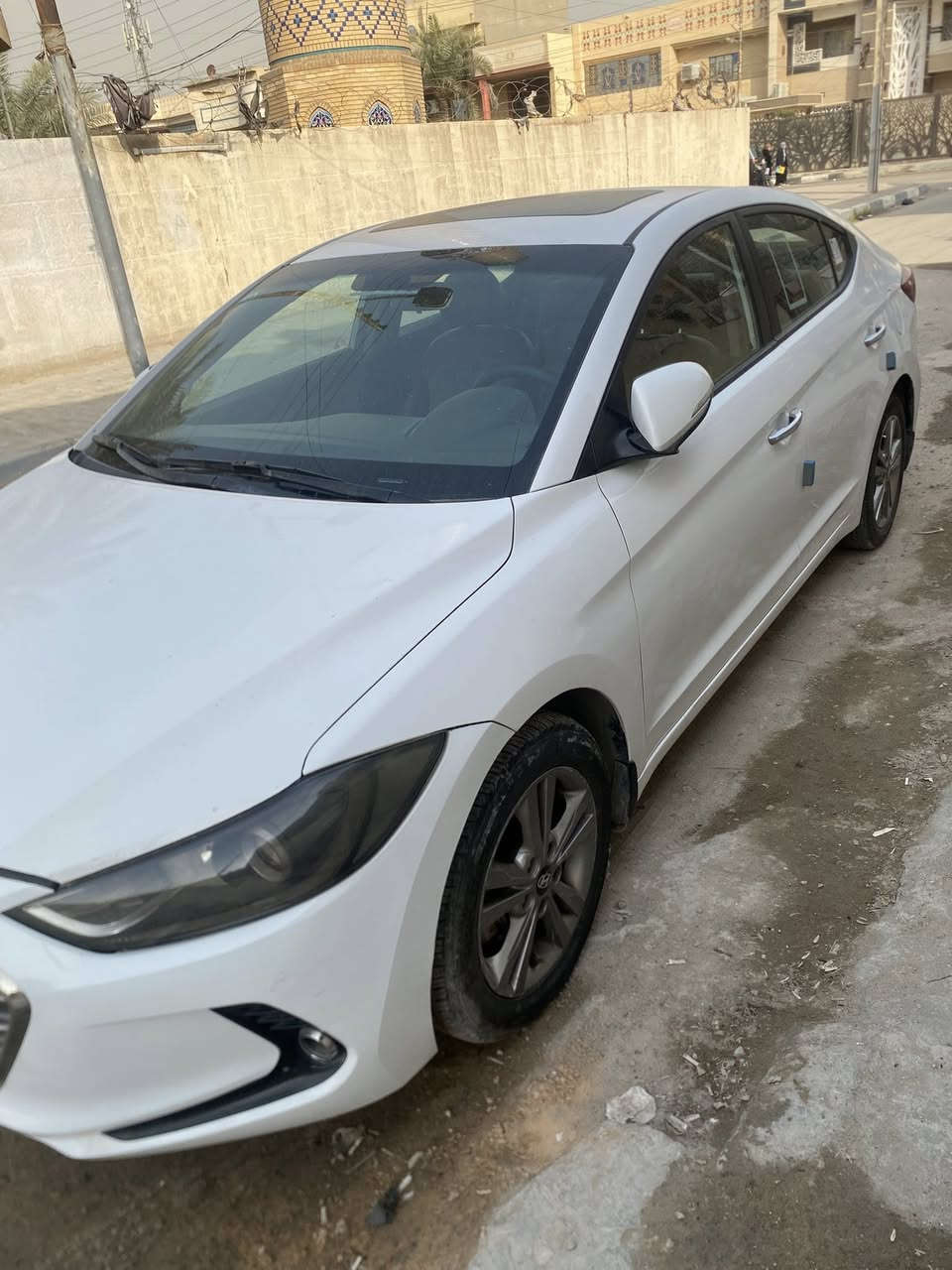 السلام عليكم خوان 
النترا موديل ٢٠١٨
خليجي 
سياره جديده مال بيت 
بيها دعاميه اماميه صبغ 
وبارد باب سايق 
تبريد ثلج 
تخم تاير جديد 
صدر جديد 
سياره نظيفه 
سياره ماشيه ٨٤
سوناره موجود سياره 
السعر 
١٥٢
وبيها مجال 
مكان السياره بغداد الغزالية 
رقم الهاتف***********
وخاص مفتوح
