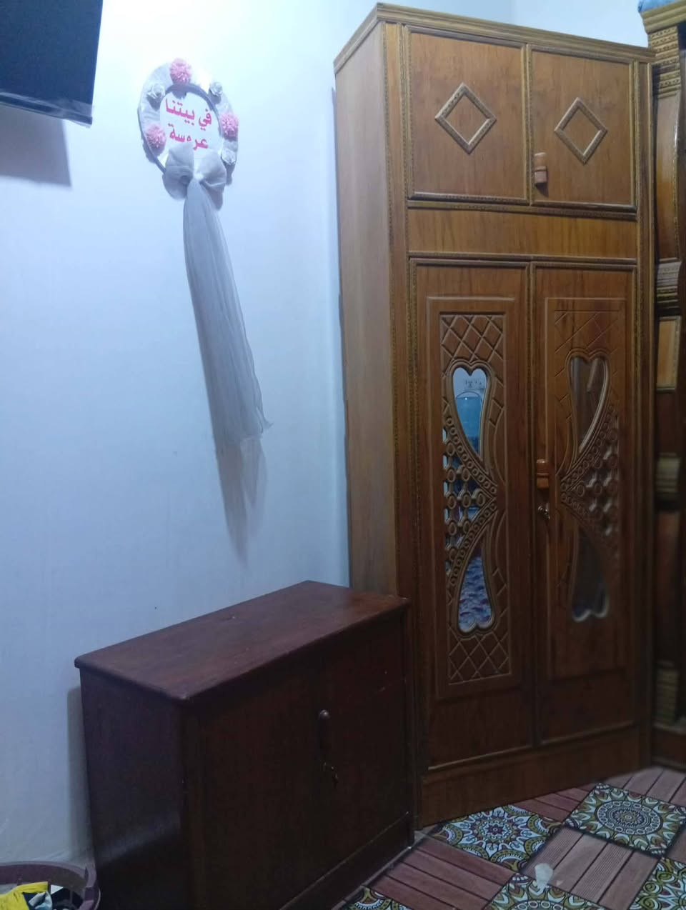 غرفه نضيفه اي ضرر مابيه سعره مليون
***********
