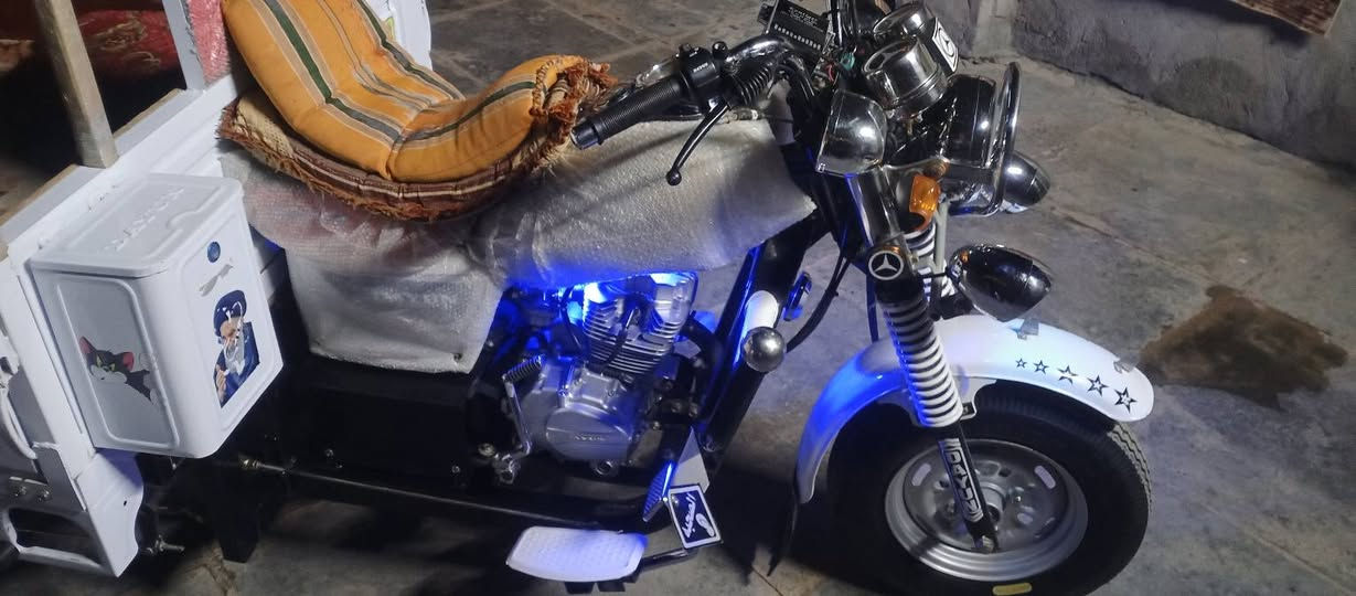 سلام عليكم مرخصت مدير الكروب 
ستوته 2024 جديده اوراق سكنر 
ستوته خير من الله مامفتوحه مكفوله 
بس تفيلس فقط ولباقي كفاله السعر مليونين وربعميه 
المكان ناصريه قضاء الغراف لا تتخل خاص 
رقم الهاتف ***********
