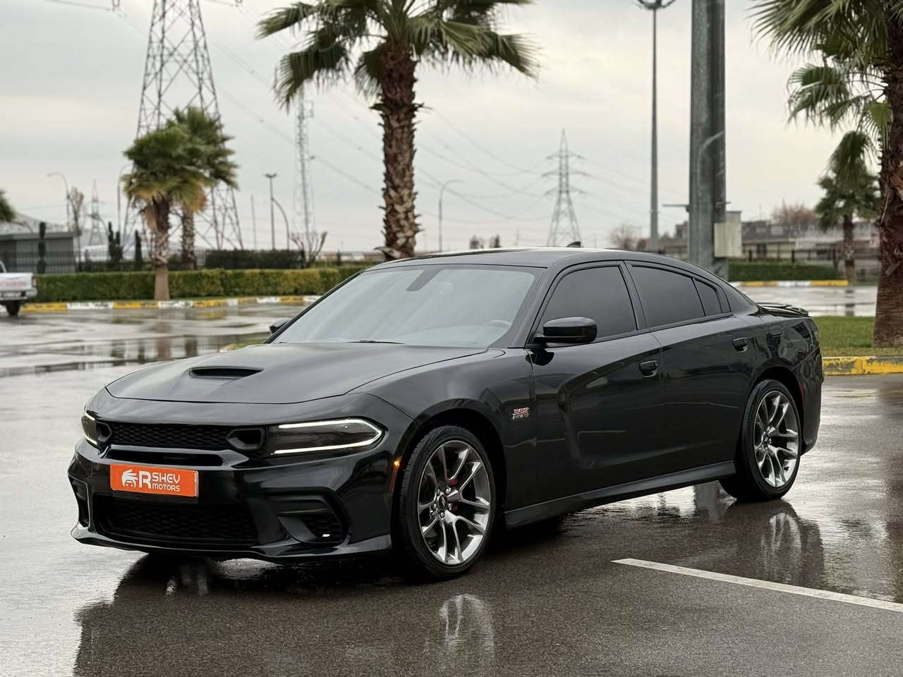 سيارة رياضية و شبابية😍🔥🔥
Dodge Charger 2017
دودج جارجر ٢٠١٧

مواصفات SXT 
(شاشة كبيرة الحجم-مقاعد كهربائية و تدفئة)

مكينة ٦سلندر حجم ٣.٦لتر تنفس طبيعي
ماشية 153,000 ميل و بحالة ممتازة 

السيارة بدون صبغ و محدث SRT
كلش حلوة و نظيفة السيارة

رقم و سنوية جديدة دهوك الدولي شرط التحويل
مكفولة من كير و محرك وكهربائيات

ب  سعر (205$) ورقة و بيها مجال للطيبين

مكان السيارة

دهوك -معرض ارشف R-Shev
رقم51 من معارض التيرمينال 

***********
***********
