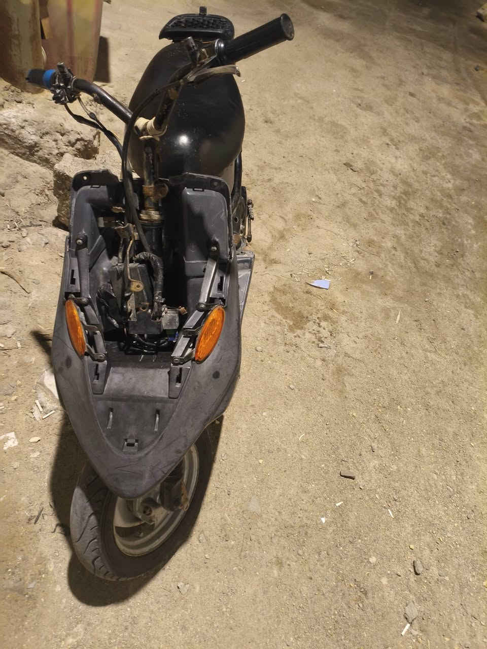 دراجه تسع زروف للبيع شغاله هندر واحد بيه خنكه كابريته وصخه تنضفه سعر 200وبيه مجال  مكان بصره ابو الخصيب كوت ثويني راسلني خاص او هنا ***********
