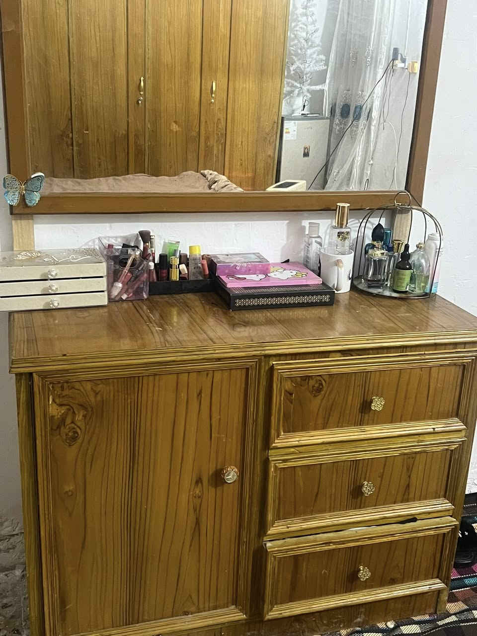 نهايته ٣٥٠مكاني بغداد غرفه عراقيه ***********
