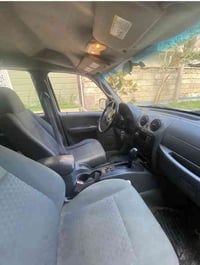 جيب لبرتي 2007مكينه 3700 كير مكينه تبريد كفاله  السياره بدون حادث ولا ...