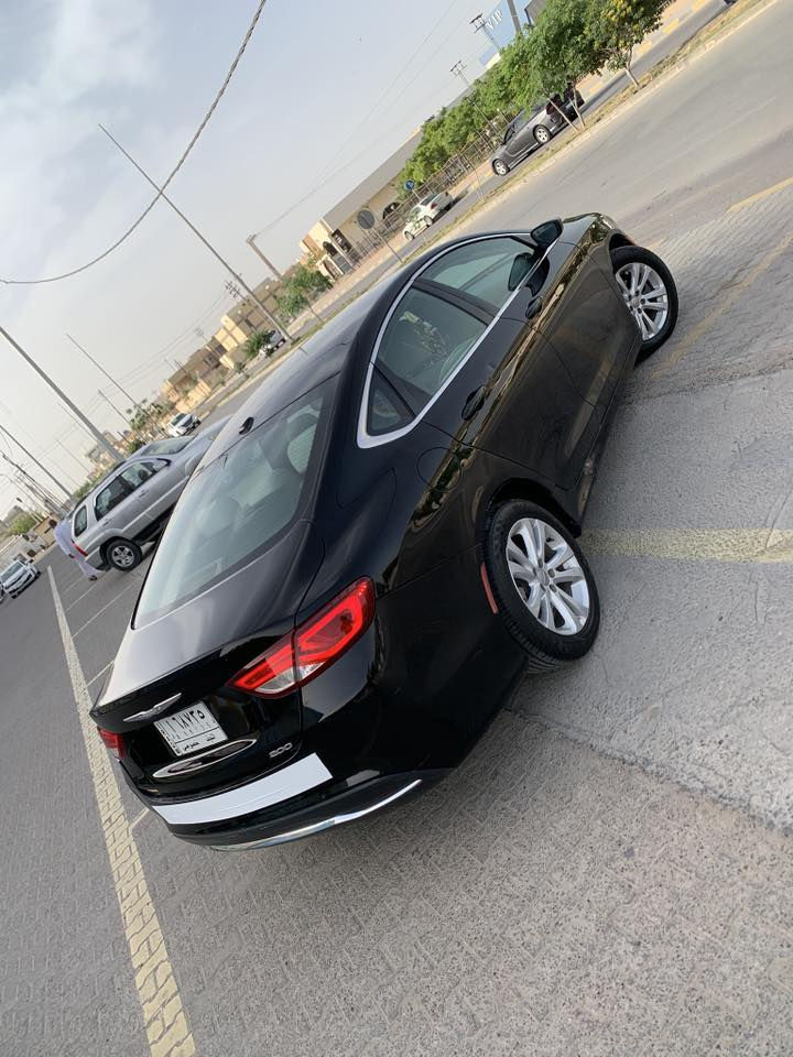 سي 200موديل 16محرك 2400بيه باب امبدل الي وره الصدره نفس الون بدون صبغ والعتبه الداخليه صبغ رقم نجف سياره جديده ومحرك وكير وحداديه خير من الله سعر 110$ للبيع او امراوس حسب القناعه اي استفسار ***********
