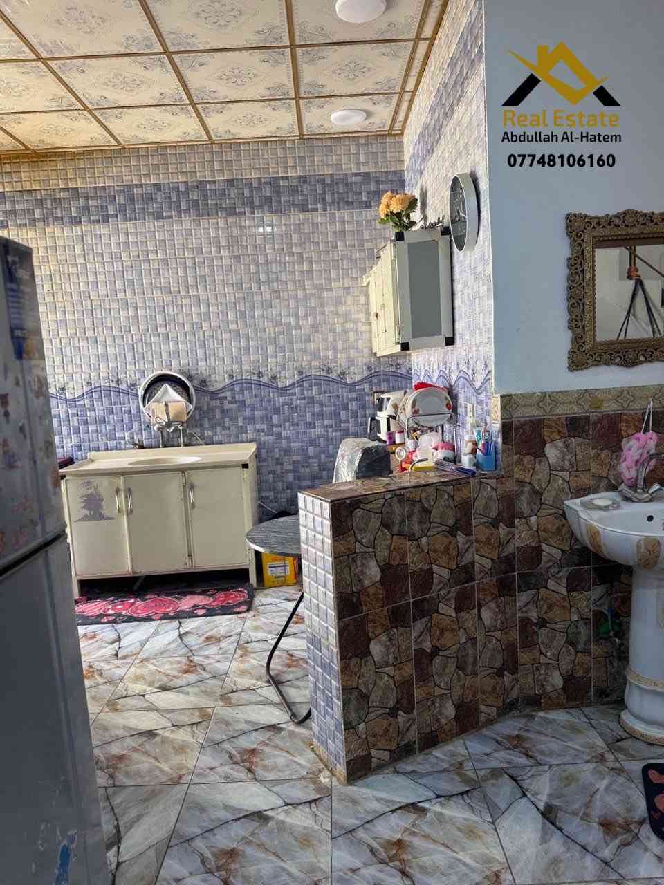 سامراء حي الإفراز خلف مدرسة الكندي 

مشتمل بمساحة 120 متر 

بناء جناي سنة 2019 

المشتمل طابق واحد غرفة وحدة +باقي التفاصيل 

المشتمل عالي عن الشارع 

السعر 58 مليون وقابل للتفاوض 

للإتصال 

*********** 

عقارات عبدالله الحاتم 

للإستفسار عن أسعار العقارات المعروضة لدينا يرجى مراسلتنا عبر الواتساب او مراسلة الصفحة 

عنوان المكتب سامراء حولي الخضراء مجاور قدسي الخطاط
