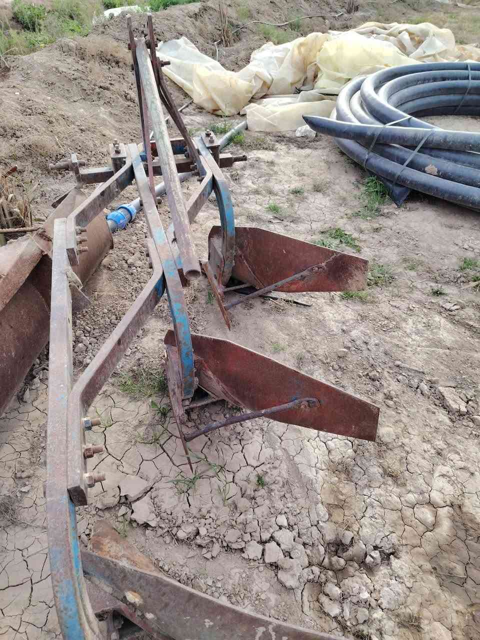 ناثره البيع نضيفه وجاهزه مع فيدان عنتر شرط الكراب مكفول من الحيم وفطر استفسار ***********
