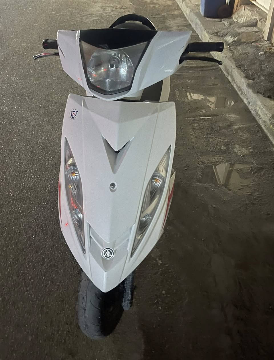 السلام عليكم دراجة جي تي آر مكينة مكفوله برغي ممفتوح بيهه صار شهر من أخذته من رمبة دراجة اي نقص مابيها مكاني بغداد الحرية
السعر مليون وبيه مجال ***********
