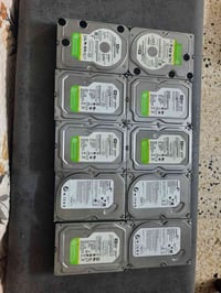 هاردات HHD للبيع فحم  طلعن اهتزازات بعد الله اعلم شغالات او لا  سعر ال...