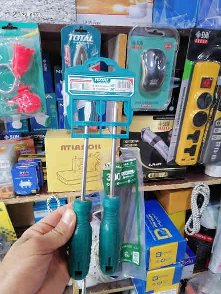 توفر لدينا ادوات كهربائيه 
العنوان خانقين _سوق الحميديه مقابيل عالم المفاتيح 
محل/ سمير خان
***********
