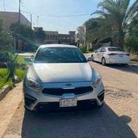 فورتي 2019  السيارة s كير at المرغوب المحرك 2000 دوش  ماشية 77 ميل  حا...