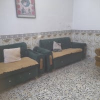 كنب • متاح