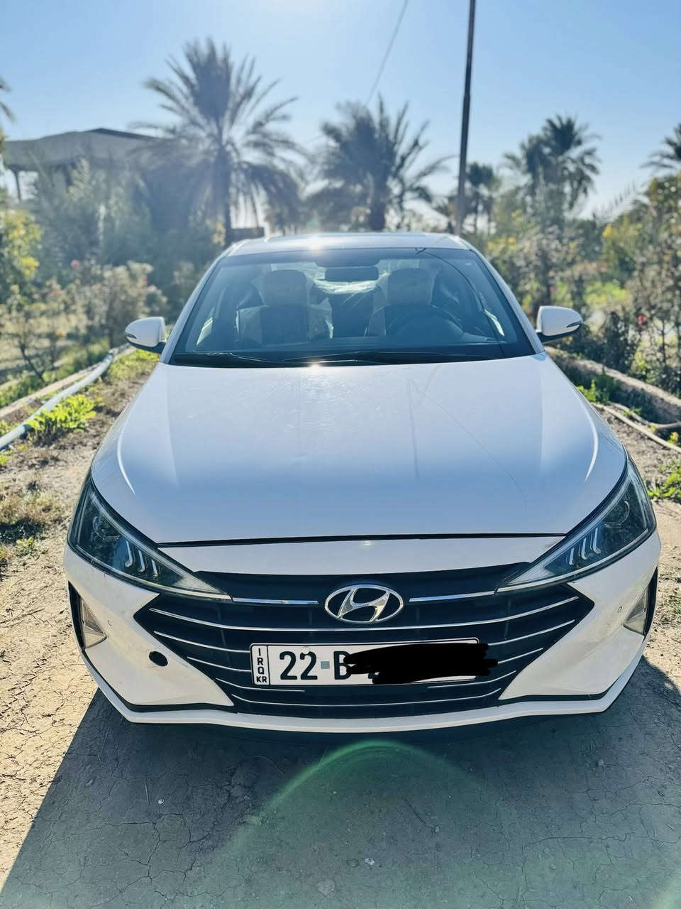 للبيع  هيونداي النترا موديل 2020             
 مرقم اربيل  انكليزي بأسمي  .
 هزه جديده و سنويه 2031
  ماشية 81KM
 للون ابيض 
 السيارة مكفوله كفاله عامه عدى بارد موضح بلسونار 
 لايت كهرباء 
 حساس أمامي خلفي اصل 
 لدنهاري  LED 
 انظمت ترحيب
 سلايد روف فتحة 
 نظام التشغيل بصمه
 حجم المحرك2000
 الجنطه ذكيه 
 تبريد امامي و خلفي 
 المري قابلة للطي AUTO 
 اشاير بلمرايا 
 تحكم مقود جهتان 
 المودات
 الاوامر الصوتية 
‏🅿️🅿️DRIVEMODE ‏Comfort🌷eco🌷SPORT🌷SMART 
 شاشة  حجم كبير
 يدة ابواب المنيوم 
 حساس امامي خلفي 
 ‏Led امامي 
باقي المواصفات معروفه
سونار مرفق بلمنشور

السعر  :165
او بيها مجال 
مكان كربلاء _ الحسينية _ العطيشي 
***********
