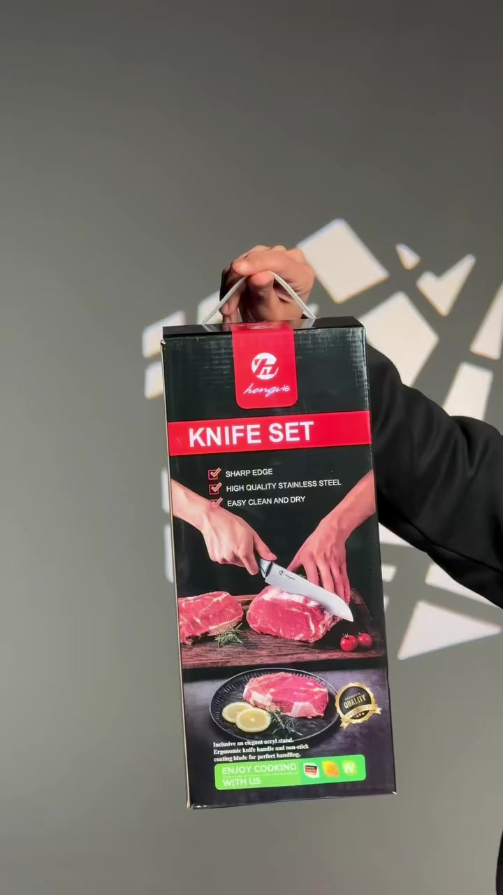 طقم سكاكين مطبخ 6 قطع – استخدام يومي (6 PCS Knife Set)

الموديل: ER-0238A

طقم سكاكين مطبخ عملي مكوّن من 6 قطع، مصمّم للاستخدام اليومي ويغطي احتياجات التقطيع الأساسية في المطبخ.

 • يضم 6 أدوات مطبخ أساسية للاستخدام اليومي
 
• شفرات حادة مخصّصة لمهام مختلفة مثل التقطيع، التشريح، والتقشير
 
• تصميم الشفرات واضح بخطوط مانعة للالتصاق
 
• مقابض مصمّمة للتحكم والثبات أثناء الاستخدام
 
• مناسب لتحضير الخضار، الفواكه، واللحوم
 
 • عدد القطع: 6 قطع

 • سكين شيف
 • سكين تقطيع
 • سكين مفرمة (Cleaver)
 • سكين تقشير
 • مقشرة خضار
 • مقص مطبخ
 • الاستخدام: استخدام يومي

محتويات العلبة
 • 1 × سكين شيف
 • 1 × سكين تقطيع
 • 1 × سكين مفرمة
 • 1 × سكين تقشير
 • 1 × مقشرة خضار
 • 1 × مقص مطبخ
12الف و التوصيل مجاني


**إذا كنت صاحب هذا الإعلان وتريد حذفه لأي سبب، رجاءا أرسل رسالة إلى الدعم الفني**