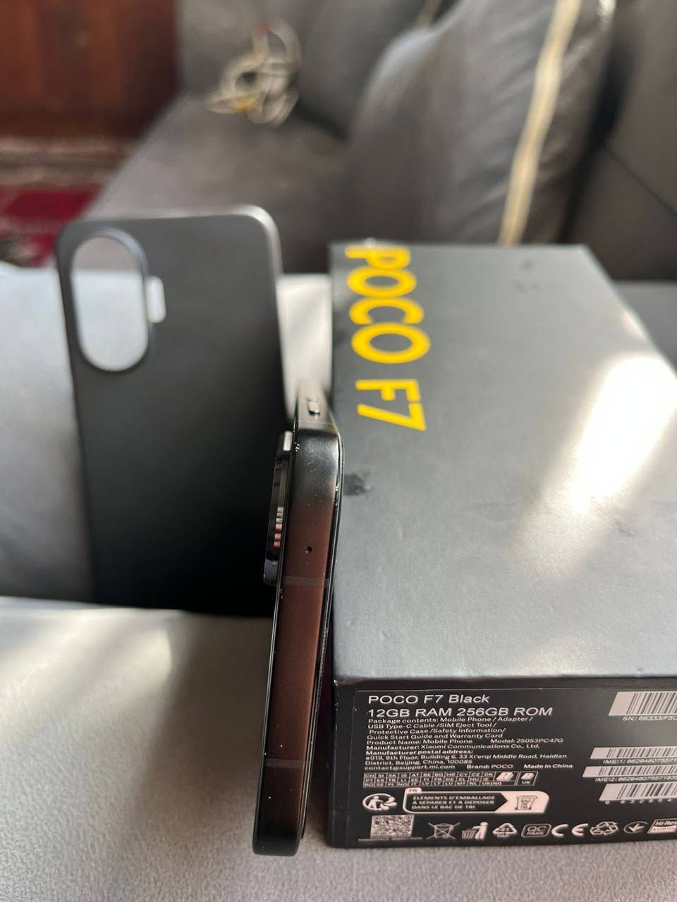 بوكو اف 7 ذاكره 256  رام 12+12
Snapdragon® 8s Gen 4 Mobile Platform

ثماني النواة بتردد يصل إلى ٣,٢١ جيجاهرتز )_معالج قوي معروف بل العاب 120 فريم مراوس او بيع سعره 400 بي مجال  رقمي7749988788
