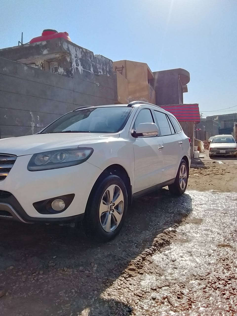 السلام عليكم سنتافي للبيع موديل 12 خليجي مكينه كير جداد حداديه تخم تاير باتري كله  جديد غراف جديد ويل كب شاشه كامره تحكمت سترين سبعه راكب ثلاث قطع تبريد بصمه فتح صقف اشاير بل مريا خمس ويل كب السعر 135بيه مجال الاستفسار اتصل على الرقم التالي *********** العنوان حله
