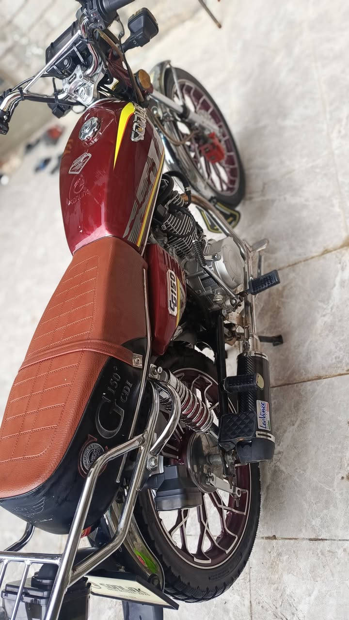 السلام عليكم 

للبيع سيفان مديل 2024 نضافه و شرط المحرك ما ممدود عليه اسبانه منفيس موجود السعر 650 بي مجال 

ملاحضه.... المكان سامراء 
الرقم.. *********** واتساب موجود
