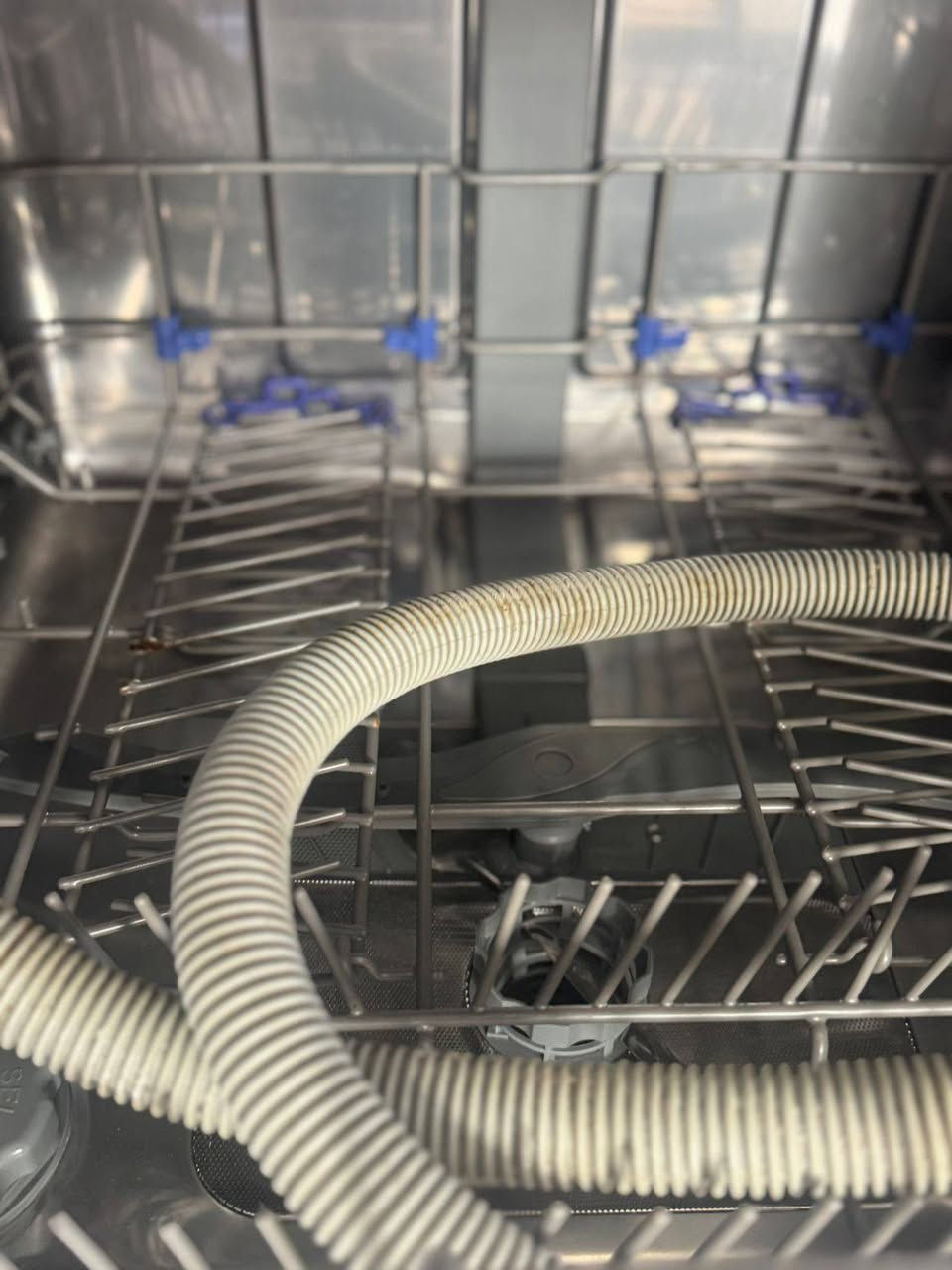 مكلفه بالنشر غساله صحون الحافظ نظيفه 170 وبيها مجال


**إذا كنت صاحب هذا الإعلان وتريد حذفه لأي سبب، رجاءا أرسل رسالة إلى الدعم الفني**