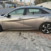 ١- النترا موديل 2023 فول لمتد  رقم منفيس  ٢- حجم المحرك ٢٠٠٠ دوش  ٣- ف...