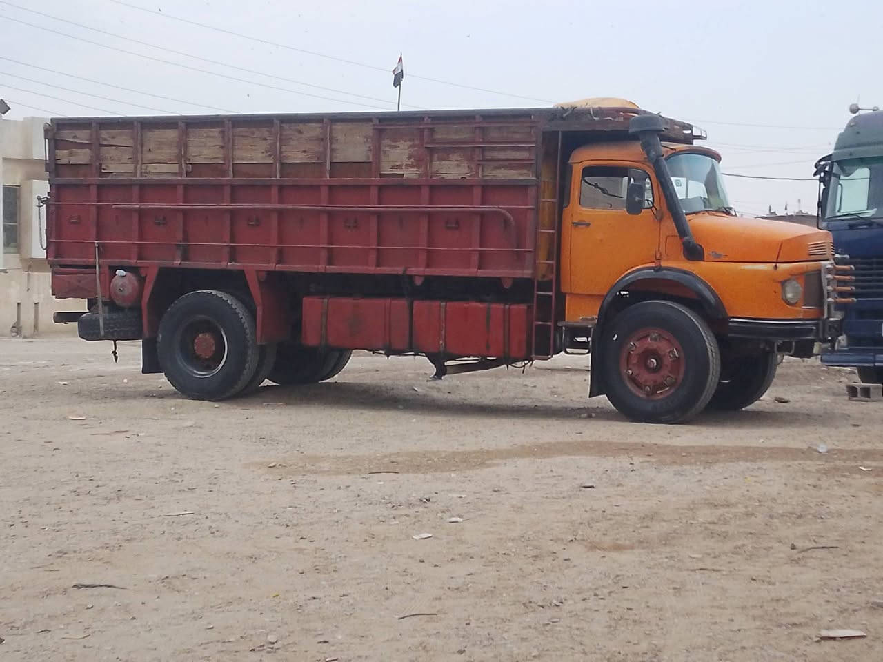 السلام عليكم واحد 71 مديل تخمم تاير رقم نكليزي مداور ثاني يوم نبار تحويل بغداد
مكانه بغداد الفضيلية 
***********

***********
