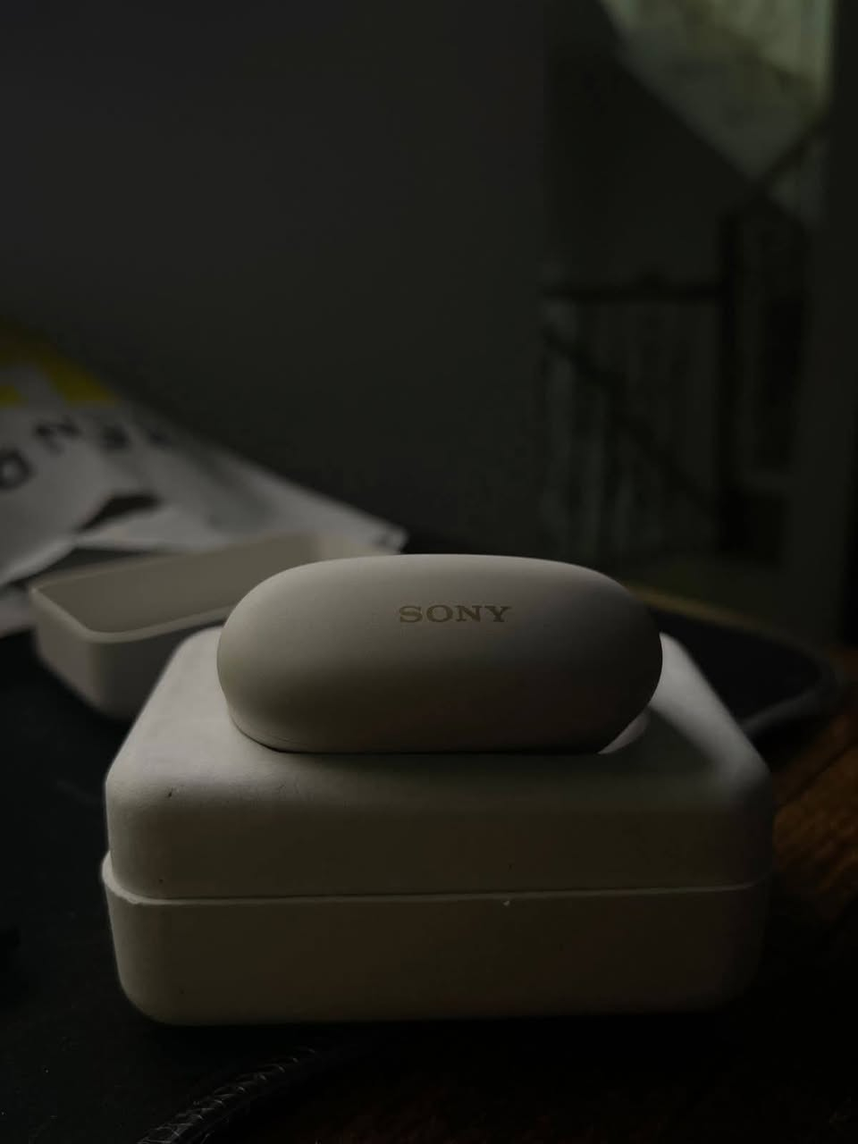السلام عليكم لليدور عن فخامه والقوه والتكامل  عندي سماعة sony wf-1000xm5 أصلية للبيع وبعده الضمان مالتها ساري المفعول ومكفولة للعلم هاي من السماعات القوية جداً من ناحية العزل وافضل السماعات بالمكالمات و جودة الصوت و فول  10+Claire Bass
مكاني بغداد 
 اللي يريدها يتواصل وياي هنا او يدزلي واتساب 
***********
