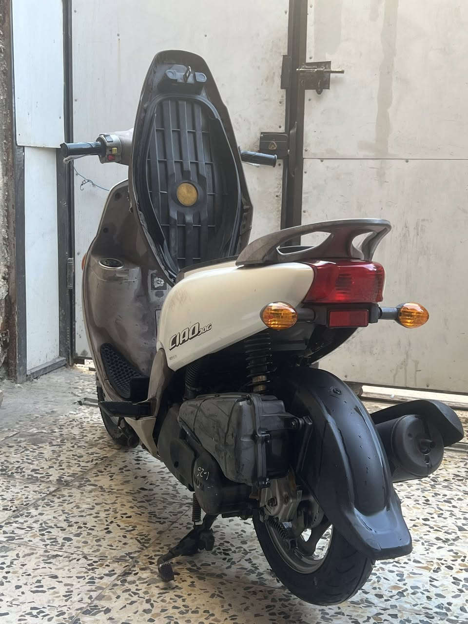 دراجة فله للبيع موديل ٢٠٠٩ دراجه جديدة كشر ومكينه كفاله تجي وتشوف بعينك كلشي ممبدل بيها تاركها صار سبوع كاعد الباتري مالته غير هاي كلشي مبيها مكاني كربلاء وسعر قيم واخذ بل يرضة بي الله ***********
