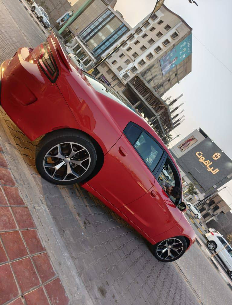 دوج جارجر
لوناحمر طماطي 
موديل 2021 
حادث جامرلغ+بنيد
 رقم اربيل سنوية بأسمي تحول ثاني يوم 
فول عدة الفتحة 
غرفة حظن تدفئ تبريد بالكشنات ستيرن هيتر
 مري قلاب اصل حساس خلفي
 سيارة جاهزة وجديدة  
كير مكينه اكسل حدادية كفاله ظمان الشركة 
سعر 235وبيها مجال حك الجية
للاستفسار$***********
