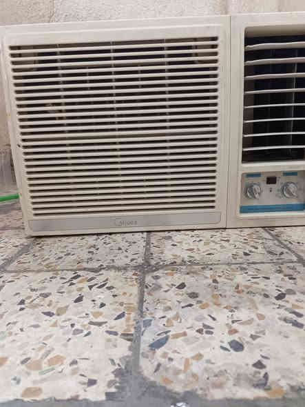 سلام عليكم شباب مكيف ميديا للبيع نضيف بلادي مامصلح ابد قرصة شركة شغال تدفئة تبريد على الفحص سعرة 150قفل مكاني الحسينية شارع ابو سمير رقمي ***********
