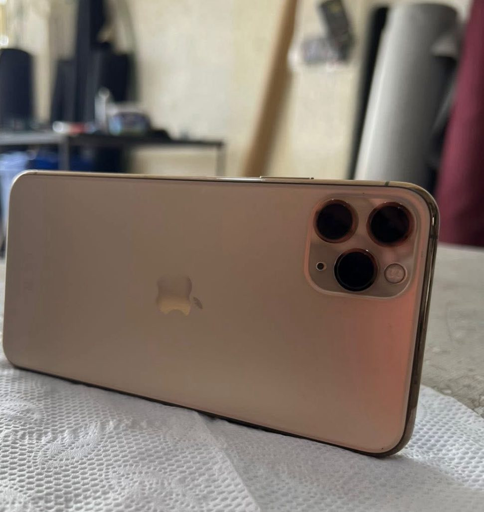 ١١برو فقط للبيع ذكره ٢٥٦ تلفون جديد بمعنه الكلمه تلفون ممفتوح ابد او بطريته ٧٤ صح نزله. بس ميصرف شحن لان الصليه مكني كربلاء طوريج ***********
