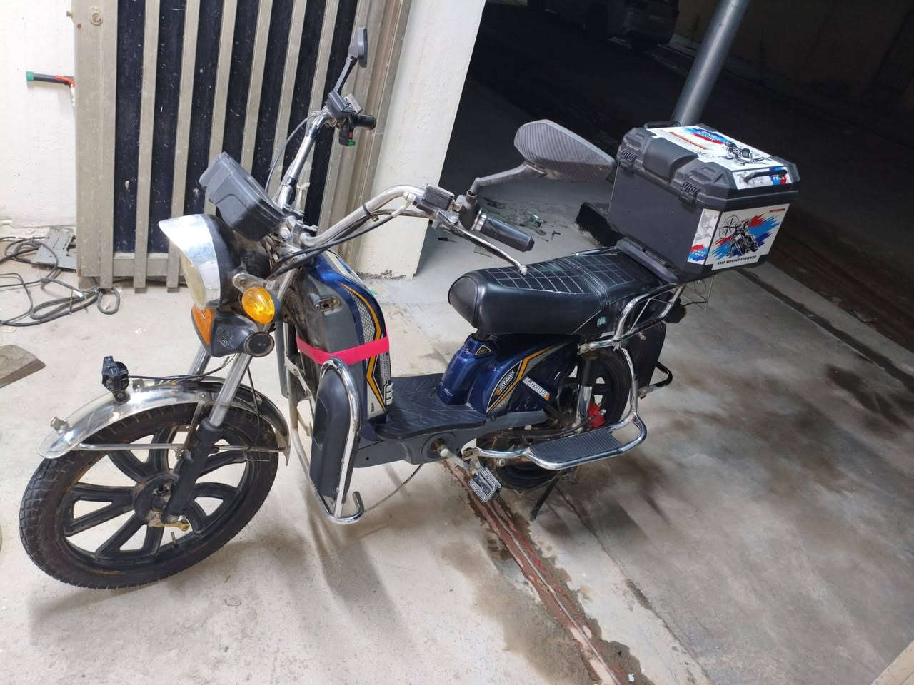 السلام عليكم ورحمة الله وبركاتة
للبيع ماطور شحن هارلي موديل 2023 بطارياته يقرن 10 وكهربائياته شغاله 
السعر 500وبي مجال للطيبين 
الماكن الفلوجه.  الشهداء قرب جامع المرسلين 
***********بي واتساب 
***********
