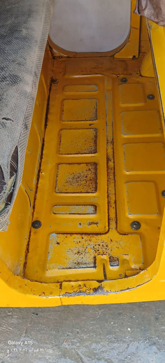 السلام عليكم  تكتك موديل ٢٠ شهر ١٢
رقم انكليزي بسمي تحويل ثاني يوم بيهه ظربه خفيفه بل صفحه مكينه لاتبخير  ولا تنقيص  باتري جديد لقم دبلات كله جديد 
السعر ٦ملاين وبيها مجال قليل حك الجيه مكاني حي النصر السياحي ***********
