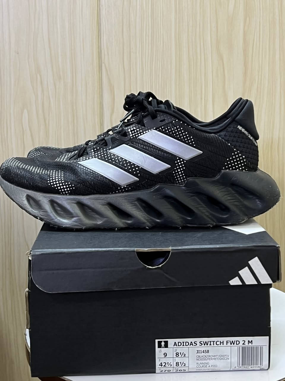 السلام عليكم شباب احذيه وكاله اورجنال نضافه100‎%‎
متوفر توصيل لجميع المحافظات 3الف فقط
*********** وتساب
