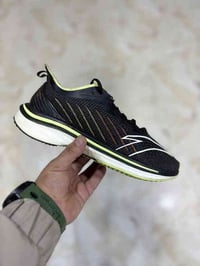 ماركة ANTA شرط اصلي  قياس ٤٢ طول القدم ٢٦ التواصل عالواتس آب ٠٧٧٠٠٣٢٩٤...