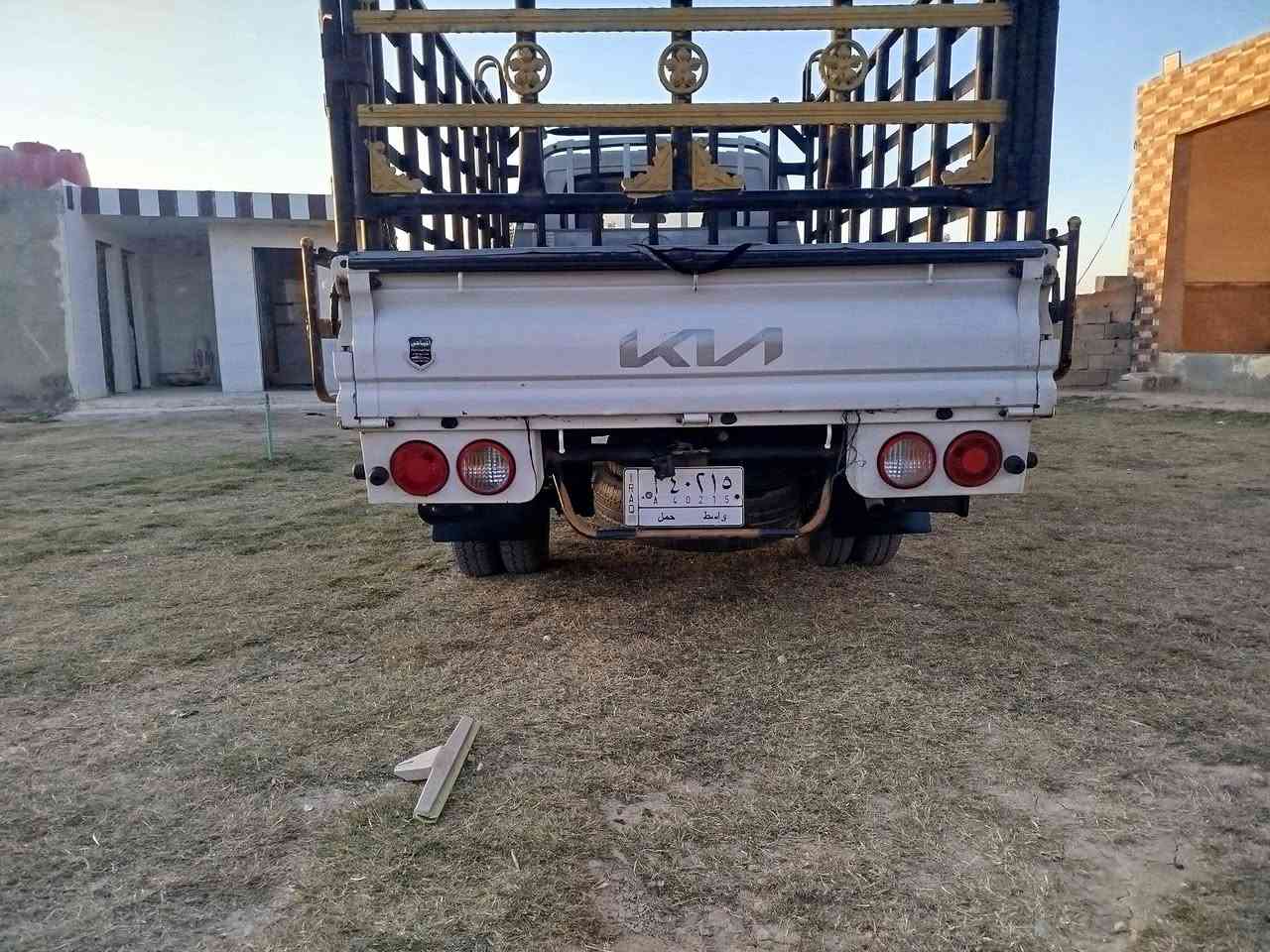 السلام عليكم سياره للبيع موديل 2023 مكان الناصريه قضاء الدوايه كفاله عامه***********
