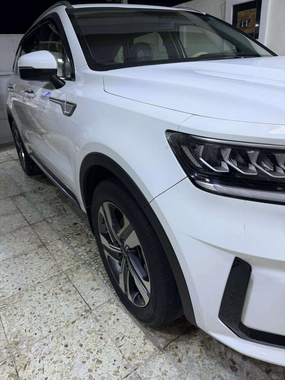 السلام عليكم سورنتو موديل 23خليجي
مكفولة كفالة عامة 

محرك 6 سلندر 

ماشيه41

رقم بغداد الجديد بأسمي

مكان السيارة بغداد 

السعر 295 بيها مجال 

الاستفسار ***********
