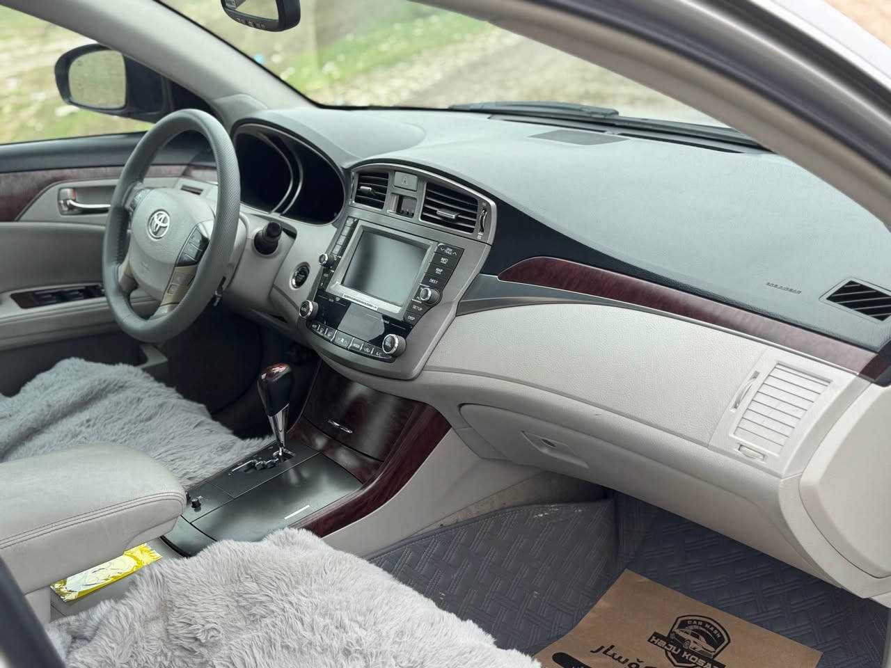 ئه ڤه لؤن ٢٠١١ئه مريكى علوجه سه ياره كه  ناوكريمي قه پات مواسه فات سلايت جلد هيتر به سمه په رده كوشن گه رمووسارد ١٠٤هه زار رؤشتوه بي بؤياخو سارد گيرومه كينه به شه رت سعرى ١١٦گه لا ***********/*********** حلبجة, السليمانية
