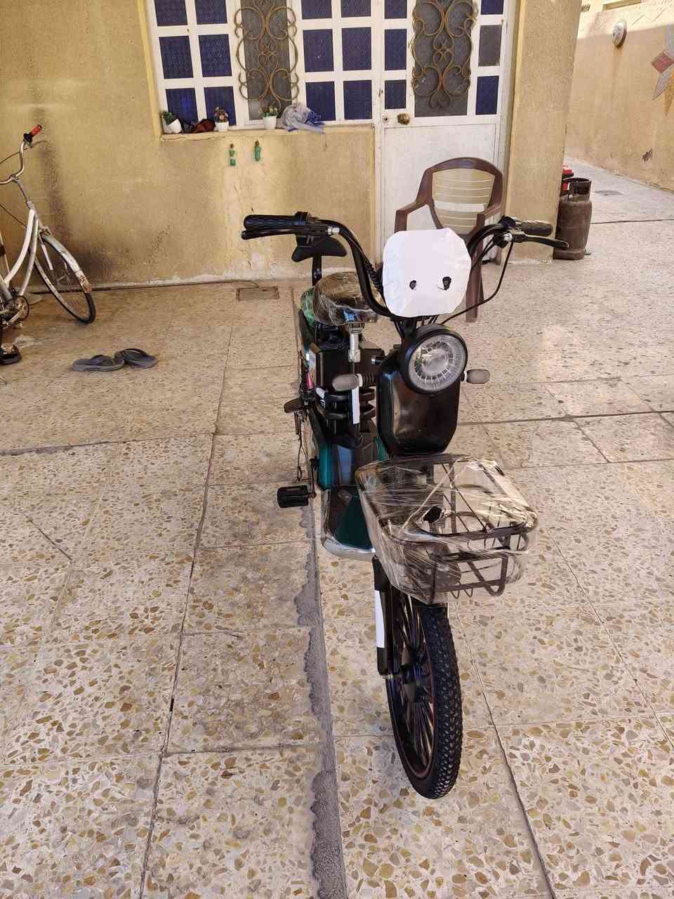 سلام عليكم للبيع دراجه شحن موديل 2023 دراجه نضافته 100% بطاريات 4 فول بطاريات ماصار أسبوع من بدلتهن مكاني أبو غريب الشيحه رقم ***********بي وتساب
