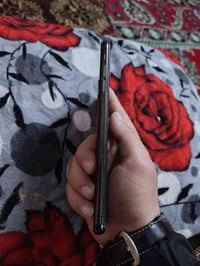 جهاز اكس اس ماكس ذاكره 256 بطاريه 100 مبدل بطاريه فقط فيس ايدي شغال تك...