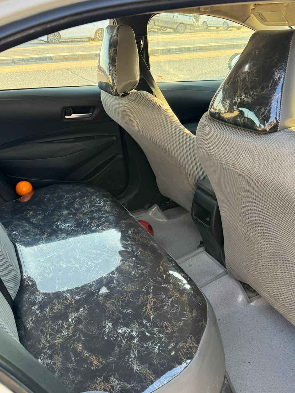 السلام عليكم
كورلا 20 امريكي
ماشيه 91 ميل
بسمي رقم بغداد
حادثه  بامريكا ربع بنيد  وهنا بالعراق قبق صندوك وبيه بارد 
مدوشمه عام 
تخم تاير
سعره 148
مكاني بابل 
***********
