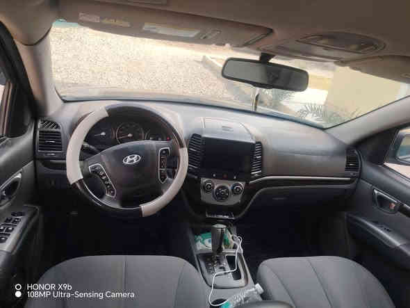 السلام عليكم سنتافي 2010فول  موصفات عدا الفتحة
سيارة أمريكي                                                            

مكينة ٤ سلندر /٢٤٠٠                                                         

٥ راكب

شاشة

حساسات 

كامرة خلفية

تبريد ثلج 🥶

تخم تايرات 

كير محرك حدادية  كفالة عامة.                                          
رقم صلاح الدين ألماني شرط التحويل ثاني يوم  

مكان سيارة الشركاط 

السعر (١٣٠) وبي مجال للطيبين  ويرهم امرواس حسب القناعه 
رقم الهاتف اتصل وتدلل ***********
