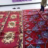 سجادة • جديدة • ٣م طول