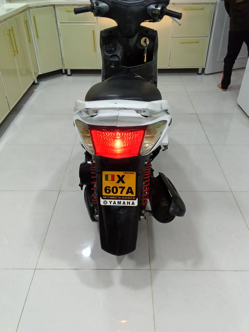 سلام عليكم دراجة البيع سكنس مكفولة من كلشي مكينة مامفتوحة شرط حاوية.  عنوان بابل محاويل رقم ***********
