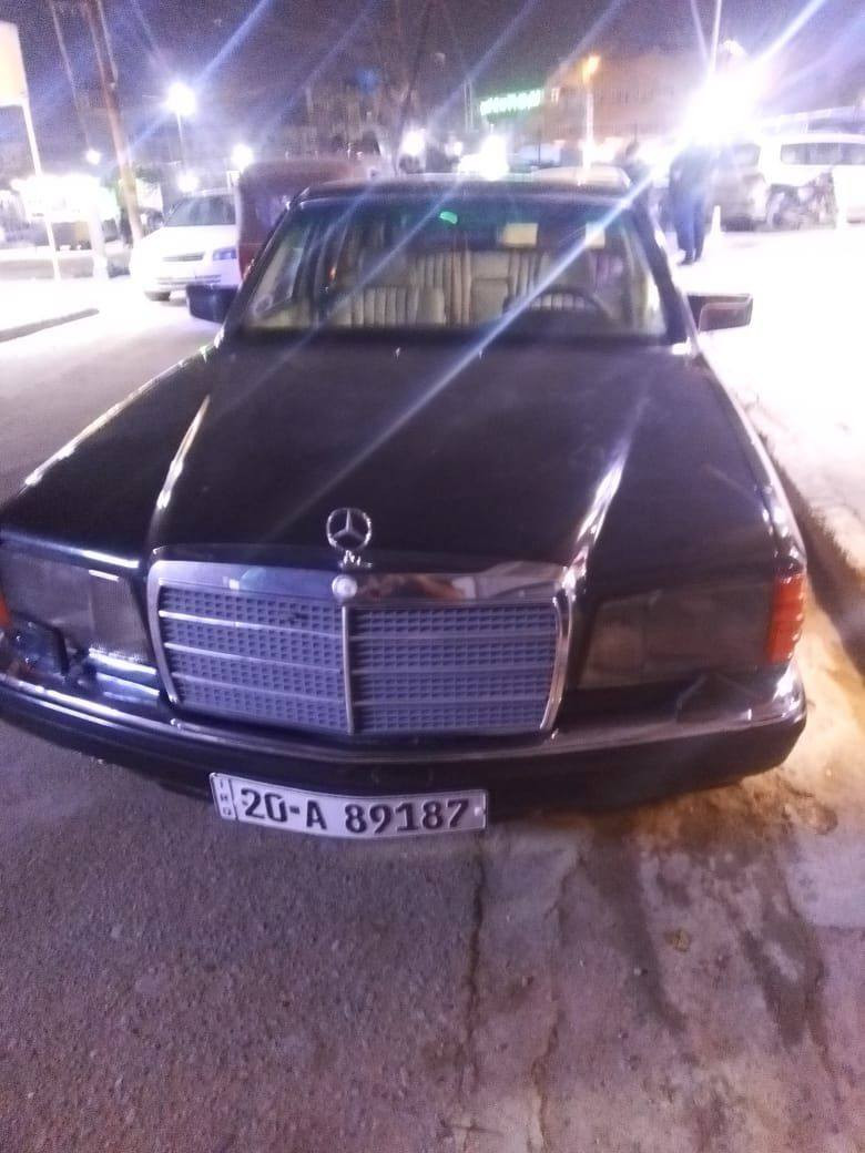 سياره مارسدس موديل 85رقم ديالئ وبسمي كير ومكينه حلوات تخم تايرات سياره بس ناقصهه راديتر تبريد تحويل مباشر سعر58 وترهم مراوس العنوان بغداد رقم ***********
